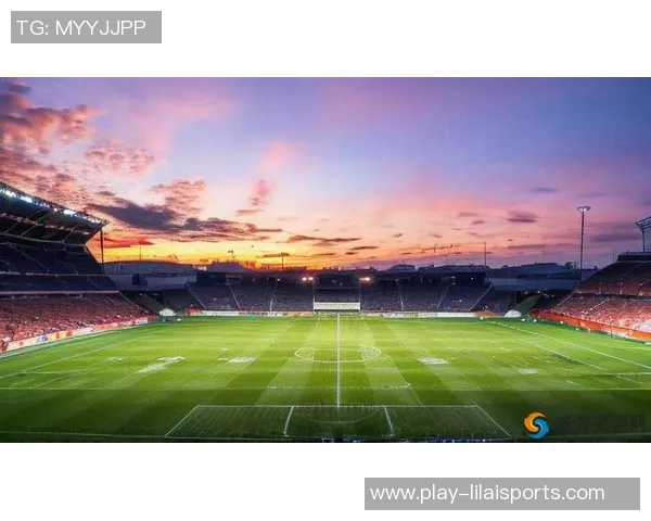 东单足球：激情四射的城市绿茵场，见证梦想与荣耀的交汇点