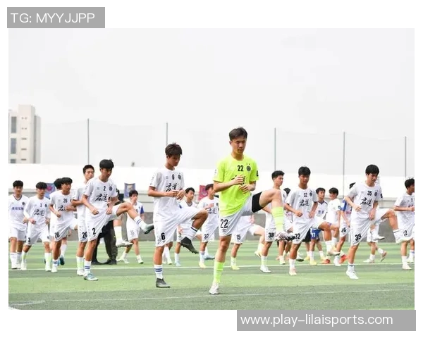 广东足球俱乐部奋勇争先展现实力新篇章助力中国足球崛起与发展