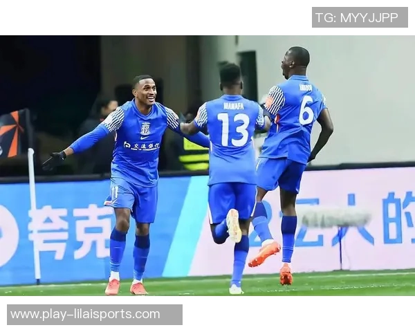 鹿岛鹿角迎战上海申花争夺亚冠小组赛关键胜利